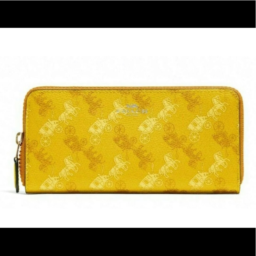 Authentic Coach Coated leather accordion wallet🌼 - Picture 5 of 6